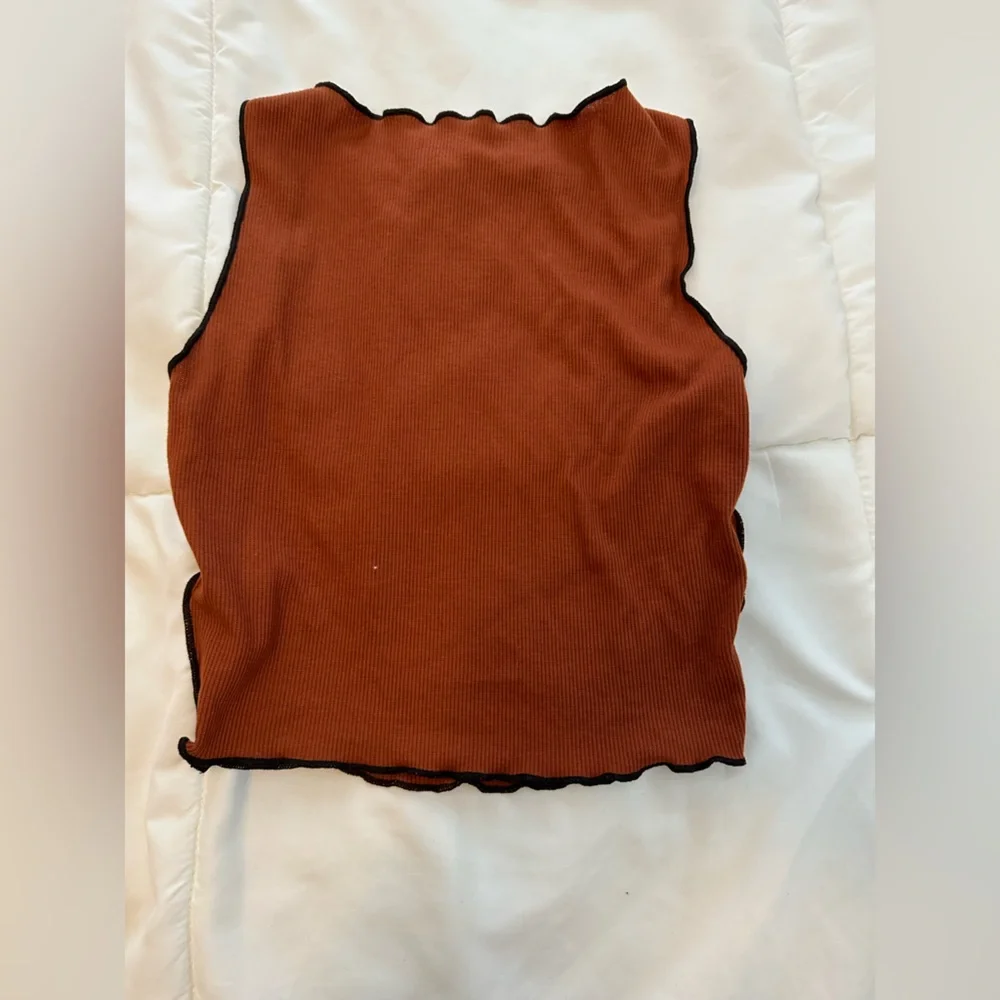 Tank Top - Picture 2 of 3